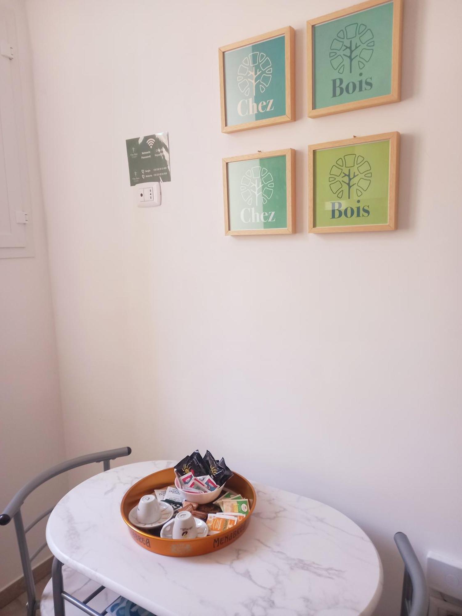 Chez Bois - Suite Apartment Capodimonte ナポリ エクステリア 写真